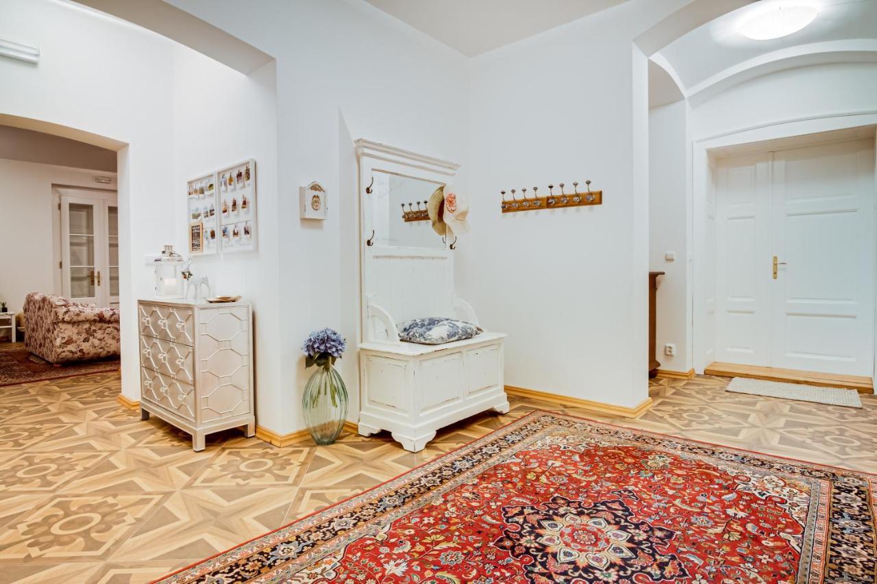 Lovecky Zamecek Pod Milesovkou Teplice Dış mekan fotoğraf